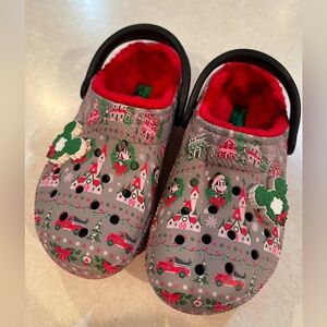 Like new special edition christmas disney crocs